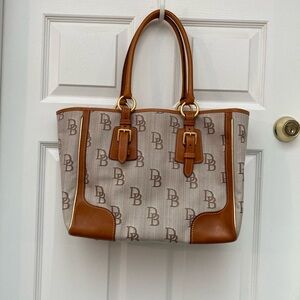 Dooney & Bourke Florentine Jacquard Medium Taylor Shopper Tote Bag